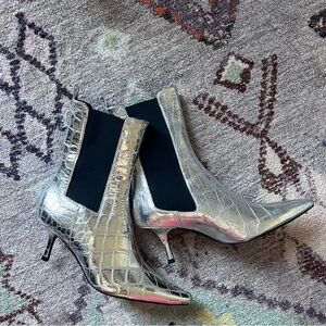 Anine Bing heeled booties croc silver